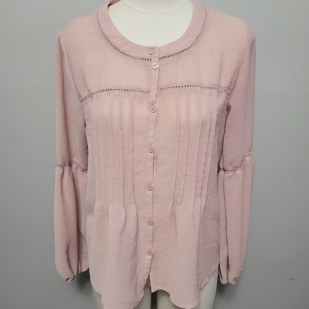 Maurices blush pink crepe pintuck peasant blouse size medium
